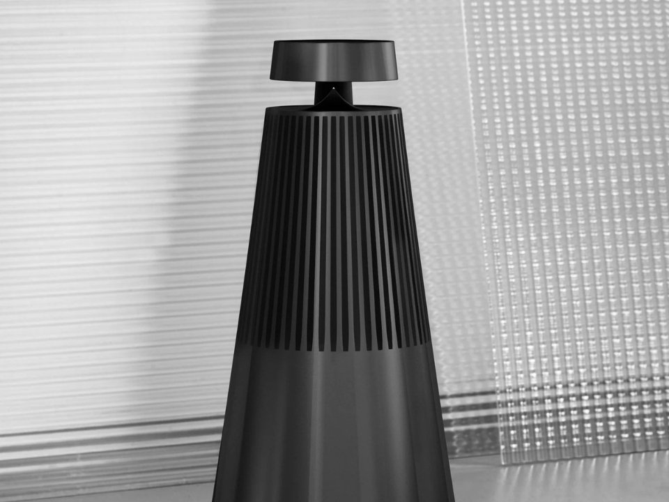 Loa B&O Beosound 2 3rd Gen Black Anthracite - Ảnh thực tế 3